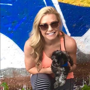 Meet your Posher, Melissa